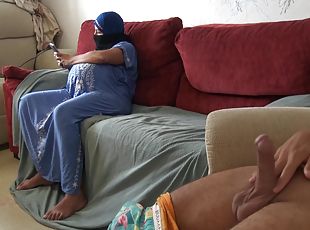 Muslim Stepmom Is Shocked!!! I Take Out My Huge Cock For Surprise C...