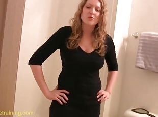 Curvy girl strips and pees in a bowl