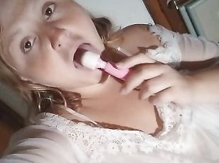 orgasm, amatori, bunaciuni, milf, jucarie, mama, mama-mother, solo, bruneta, realitate