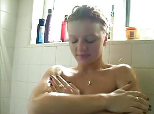 mandi, gambarvideo-porno-secara-eksplisit-dan-intens, bertiga, perempuan-jalang, mandi-shower