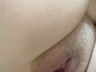 cur, masturbare-masturbation, orgasm, pasarica, amatori, jucarie, taratura, solo, bruneta