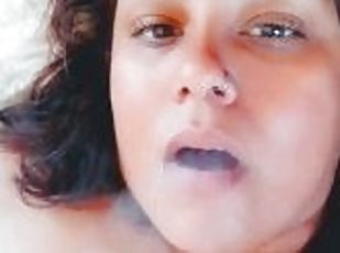 veľké-prsia, masturbácia, pička, amatérske, hračky, latinské, bbw, pov, sólo, fajčenie-smoking