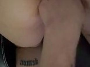 culo, con-el-puño, coño-pussy, amateur, madurita-caliente, con-los-dedos, tatuaje