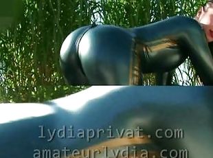 in-afara, public, amatori, adolescenta, neamt, negru, fetish, latex, solo, femdom