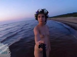 nudisti, u-javnosti, pička-pussy, pušenje, plaža, izbliza, probojni