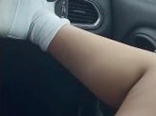 Teen Gets Fingered in Moving Car