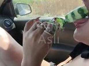 Turkish woman hitchhiker ate ice cream and my dick / Türk kad?n oto...