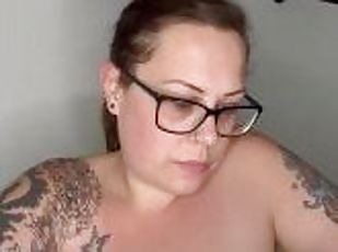 BBW stepmom MILF soak and smoke 420 joint wake and bake in the tub ...