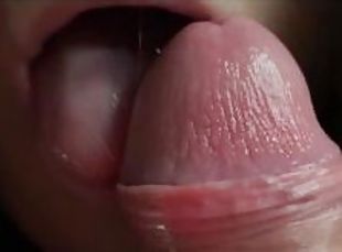 my sister's friend gave a gentle and passionate blowjob after a qua...