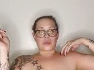 BBW stepmom MILF fetish 420 smoking joint in bathtub soaking wet yo...