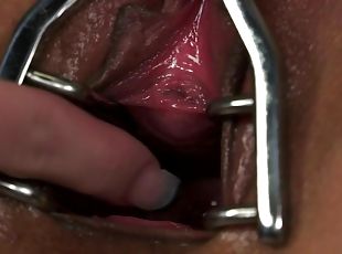 Iwia gets her juicy pussy fingered and stunningly toyed