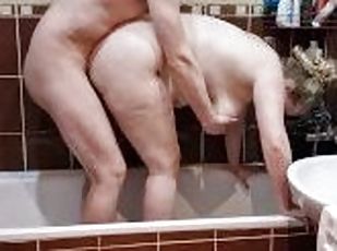 Horny Married Couple's Sex in the Bathroom ends with Huge Cumshot o...