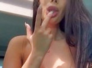 tate-mari, masturbare-masturbation, orgasm, public, amatori, milf, masina, solo, bruneta