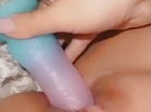 Close up 10” Dildo orgasm