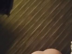 buntut, amateur, matang, perempuan-jelita, menghisap-zakar, orang-latina, pov, rambut-perang