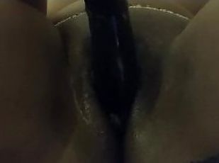 cur, masturbare-masturbation, orgasm, amatori, negresa, jucarie, bbw, excitat, solo, dominare