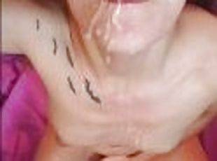 asia, clitoris-bagian-atas-vagina-paling-sensitif, mastubasi, amatir, cumshot-keluarnya-sperma, berhubungan-dengan-wajah, sperma, berambut-pirang, kecil-mungil