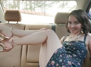amatorskie, vintage, samochód, stopy, dziewczyna, fetysz, solo, tylne-siedzenie, brunetka, palce