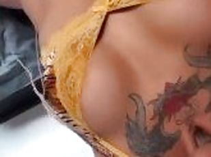 orgasme, amateur, mature, ejaculation-sur-le-corps, latina, webcam, solo, réalité, tatouage, poupée