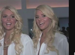 Kristina and Karissa Shannon are the hottest twins