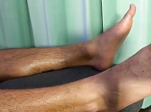 Muscular tattooed stud Tony Eagle masturbates and shows feet
