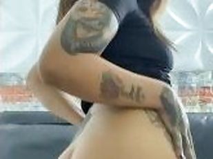 fisting, masturbation, anal, leksak, latinska, dildo, rövhål, tatuering