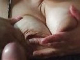 gros-nichons, amateur, mature, fellation, ejaculation-sur-le-corps, italien, bisexuels