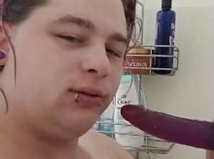 amatør, legetøj, deepthroat, dildo, solo, suttende