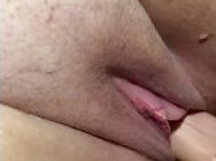 masturbation, orgasme, chatte-pussy, giclée, amateur, ejaculation-sur-le-corps, ados, ejaculation-interne, point-de-vue, ejaculation