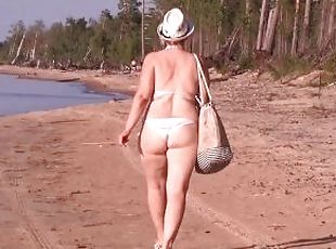 pubblici, amatoriali, maturi, ragazze-giovani, mammine-mature, mamme, spiaggia, bionde, madri, bikini