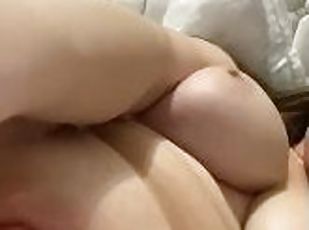 tate-mari, masturbare-masturbation, orgasm, pasarica, tasnit, amatori, adolescenta, jucarie, tate, solo