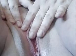 cul, gros-nichons, masturbation, orgasme, chatte-pussy, giclée, amateur, belle-femme-ronde, salope, solo