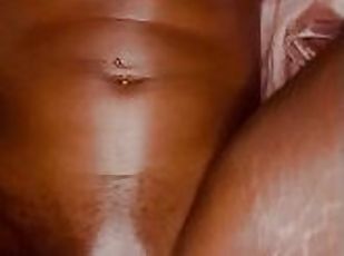 tetas-grandes, masturbación, pezones, orgasmo, amateur, negra-ebony, lesbiana, juguete, con-piercings, a-solas