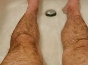 vannis, masturbatsioon, pritsima, amatöör, jalad, soolo