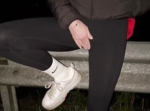 cul, masturbation, public, amateur, fellation, ejaculation-sur-le-corps, doigtage, culotte, blonde, petite