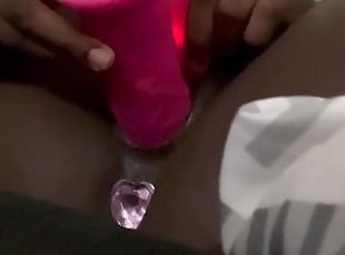 masturbare-masturbation, orgasm, amatori, negresa, adolescenta, jucarie, negru, dildo, solo