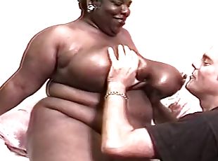 tetas-grandes, enorme, esposa, mamada, negra-ebony, madurita-caliente, vintage, negra, regordeta, regordeta-chubby