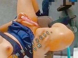 asiatic, masturbare-masturbation, orgasm, public, pasarica, tasnit, amatori, jucarie, slobozita, cu-degetelul