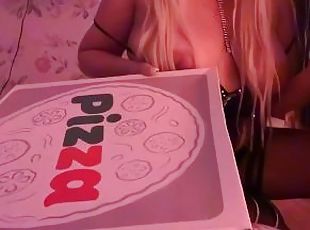 traseiros, teta-grande, amador, chupanços, tiro-ao-alvo, brinquedo, bbw, ejaculação, loira, pizza