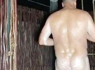 mandi, kencing, amatir, homo, sperma, berambut-pirang, kolam-renang, mandi-shower, seorang-diri, buah-zakar