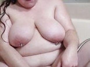 الاستحمام, كبيرة-الثدي, البظر, استمناء, كس-pussy, امرأة, هواة, سمينة, بالإصبع, صديقة